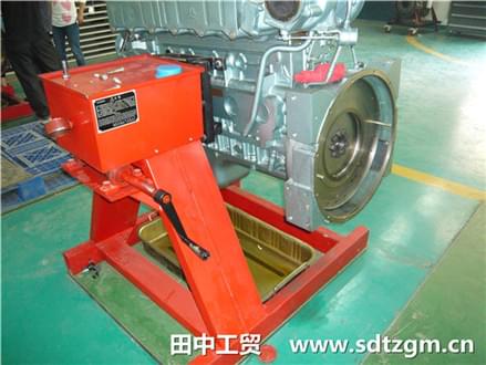 發(fā)動(dòng)機(jī)翻轉(zhuǎn)架.jpg