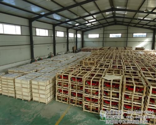 陜汽采購800臺變速箱小拖車.jpg