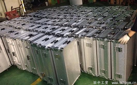 福田歐曼簽訂627套康明斯發(fā)動機維修工具