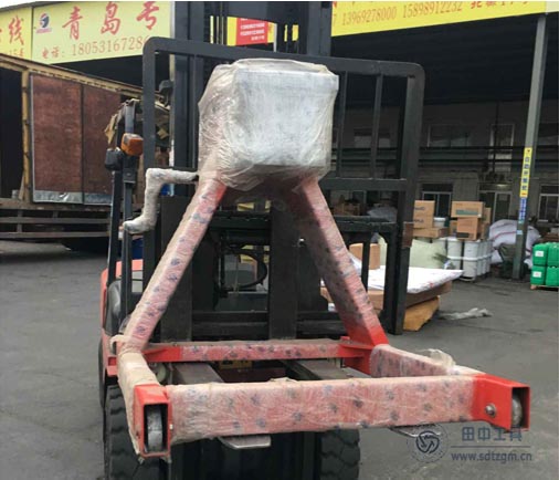 發(fā)動機翻轉(zhuǎn)架發(fā)貨圖