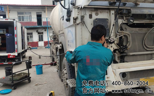 移動式上門保養(yǎng)服務車養(yǎng)護功能——潤滑油品的加注更換