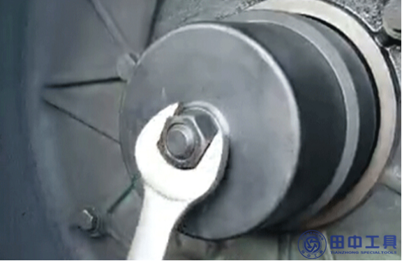 發(fā)動機(jī)漏油怎么辦？試試田中曲軸油封安裝工具吧