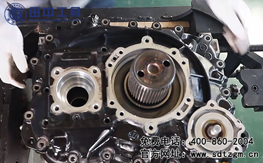 ZF16檔變速器后箱拆卸流程，進(jìn)來(lái)了解了解