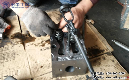 山東田中氣門(mén)彈簧壓縮器給大家解決發(fā)動(dòng)機(jī)大修問(wèn)題